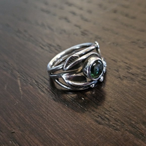 Green Tourmaline Sterling silver ring - Picture 1 of 2